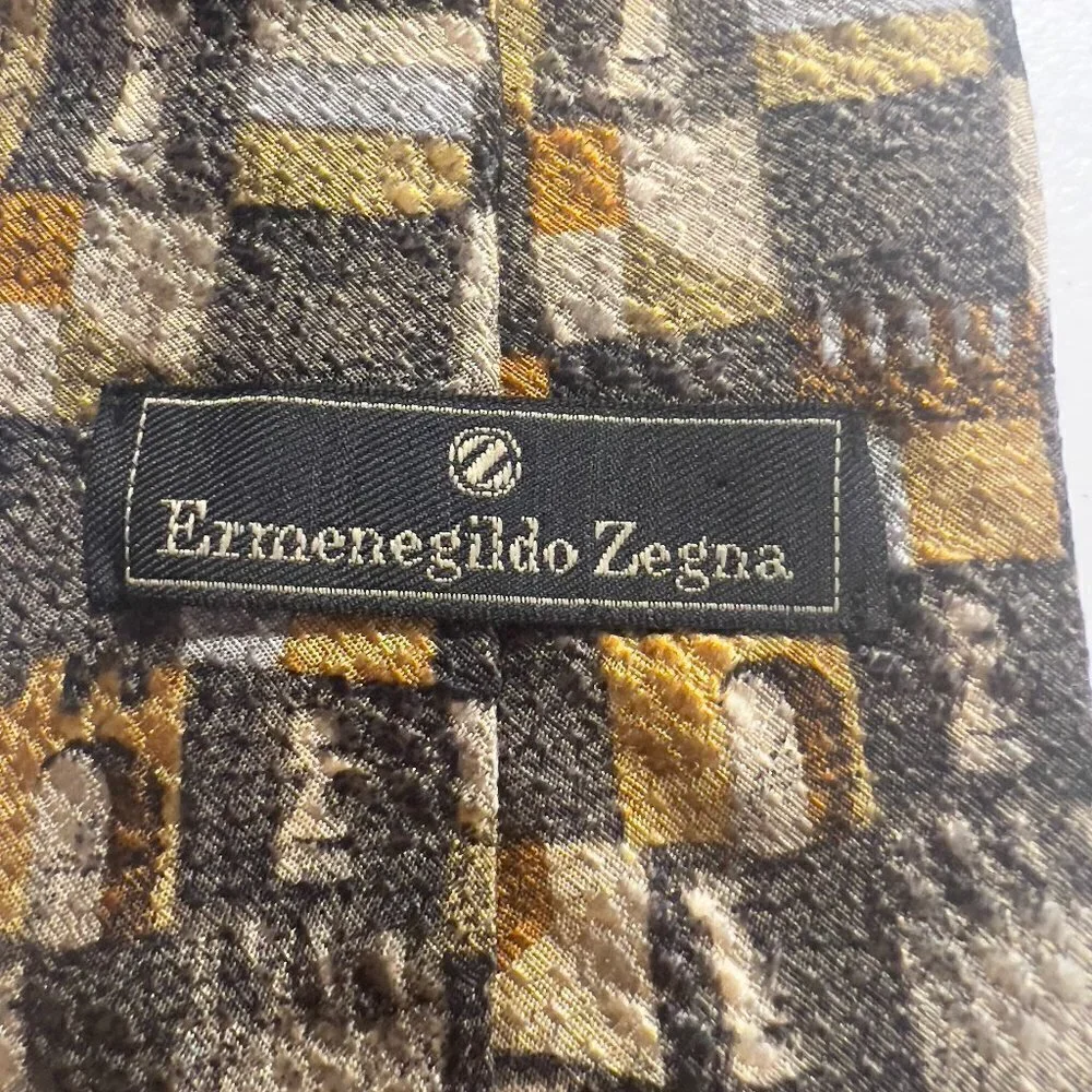 Ermenegildo Zegna Mens Silk Necktie